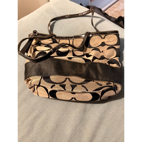 Coach Signature Canvas Shoulder Bag w Matching Wallet Turnlock Black Tan - Picture 3 of 10